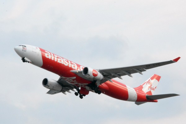 エアアジア、クアラルンプール国際空港のターミナル移転検討　旅客サービス料値上げで声明