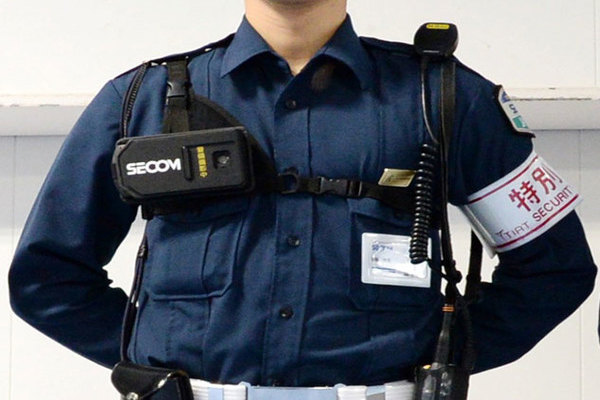 羽田空港国際線旅客ターミナルにセコムのウ​ェアラブルカメラを本格導入
