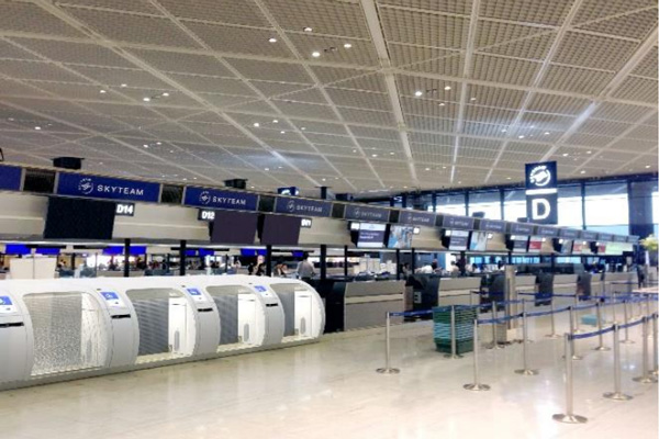 成田国際空港、全自動手荷物預け機を国際線で日本初導入　4社が対応