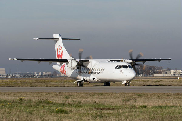 日本エアコミューター、ATR42-600型機の運航を開始