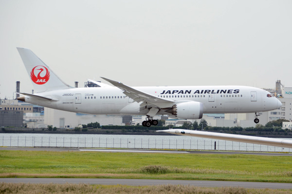 JAL、東京/羽田〜ロンドン線を増便　東京/羽田出発前は全乗客にサクララウンジで食事提供