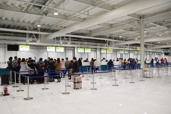 関西国際空港、7日から第2ターミナルで国内線の運用再開　アクセス手段確保急ぐ