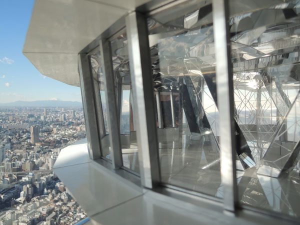 東京タワー、特別展望台を「トップデッキ」に名称変更　3月3日からツアー形式で入場可能に