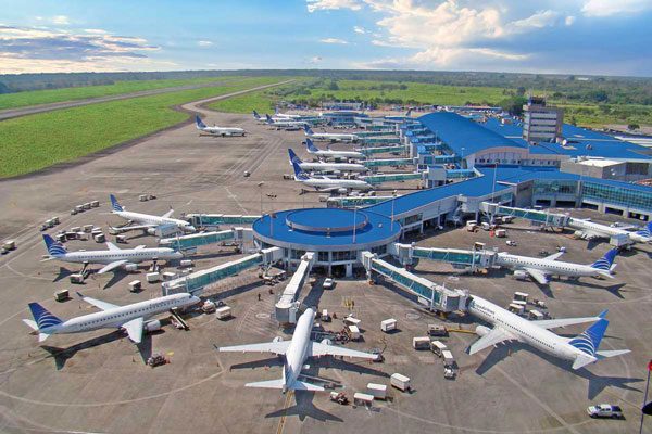 コパ航空、ベネズエラ発着便の運航を90日間停止