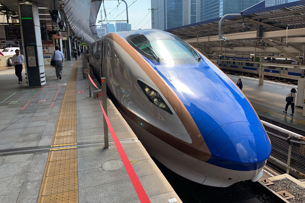 JR東日本、新幹線の自動運転実現に向け試験走行　新潟駅〜車両センター間の5キロで