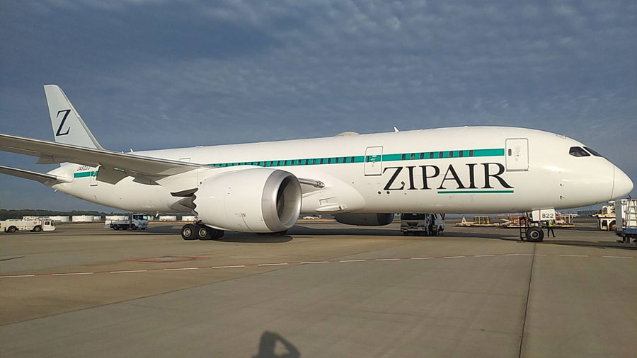 ZIPAIRの初号機、成田空港に到着　厦門で塗装、来年5月就航へ