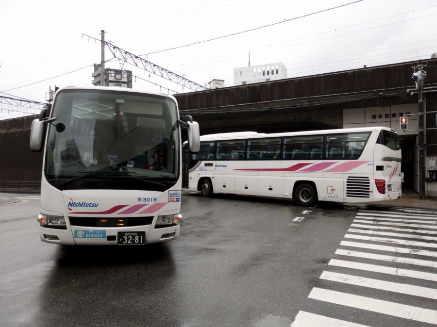 西鉄、東京～博多間の高速バス「はかた号」など運休へ　一般バス路線も減便