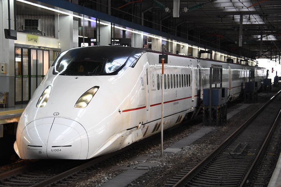 JR九州グループ、九州新幹線を用いた荷物輸送を実施