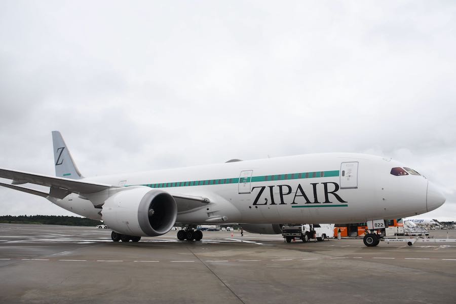 ZIPAIR、機内販売の注文はスマホで　LCC初導入