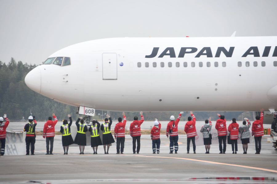 JALとJTB、海外旅行をテーマとした国内遊覧チャーターフライトをシリーズ展開