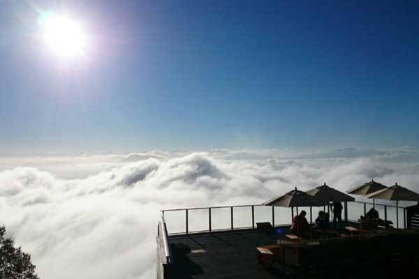 竜王マウンテンパーク、標高1,770メートルのテラスをリニューアル　雲海や星空鑑賞も
