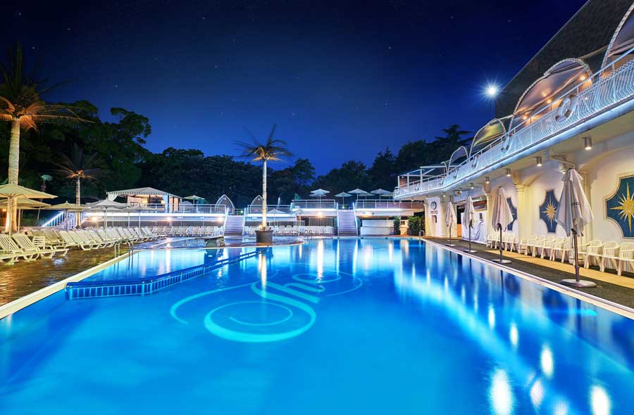 ホテルニューオータニ、屋外プールは宿泊者限定＆完全予約制に　7月1日から発売