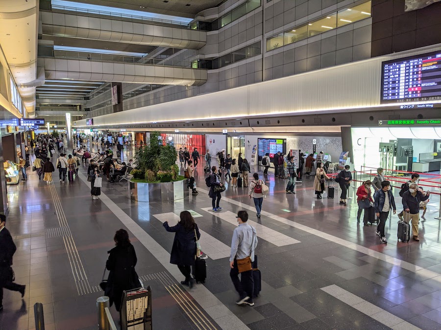 羽田空港、多くの店舗が臨時休業　1月12日から